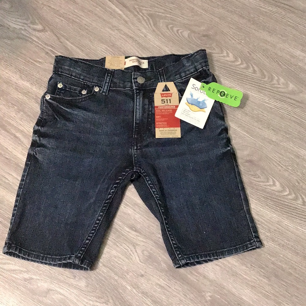 Levi’s jean shorts